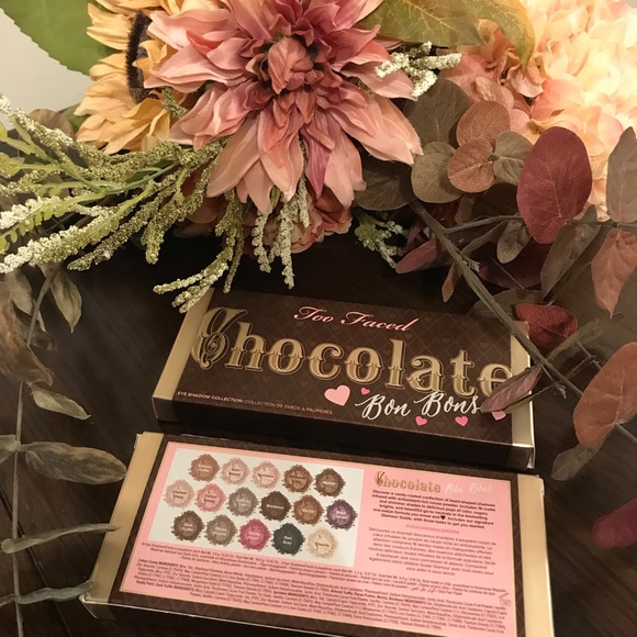 πHPπ CHOCOLATE BON BONS Eyeshadow Palette π¨ - Picture 7 of 10